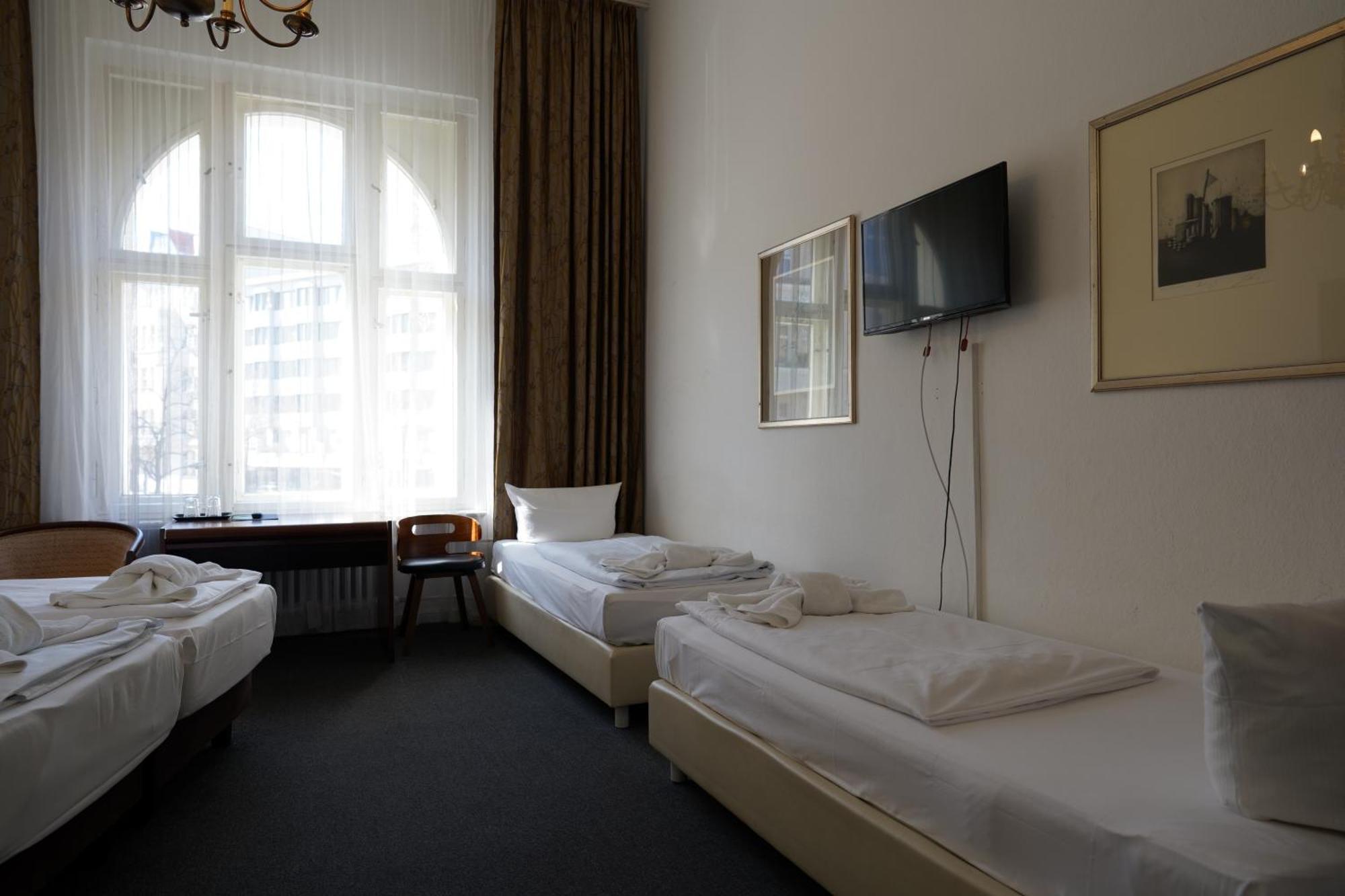 Hotel Pension Xantener Eck Berlin Eksteriør billede