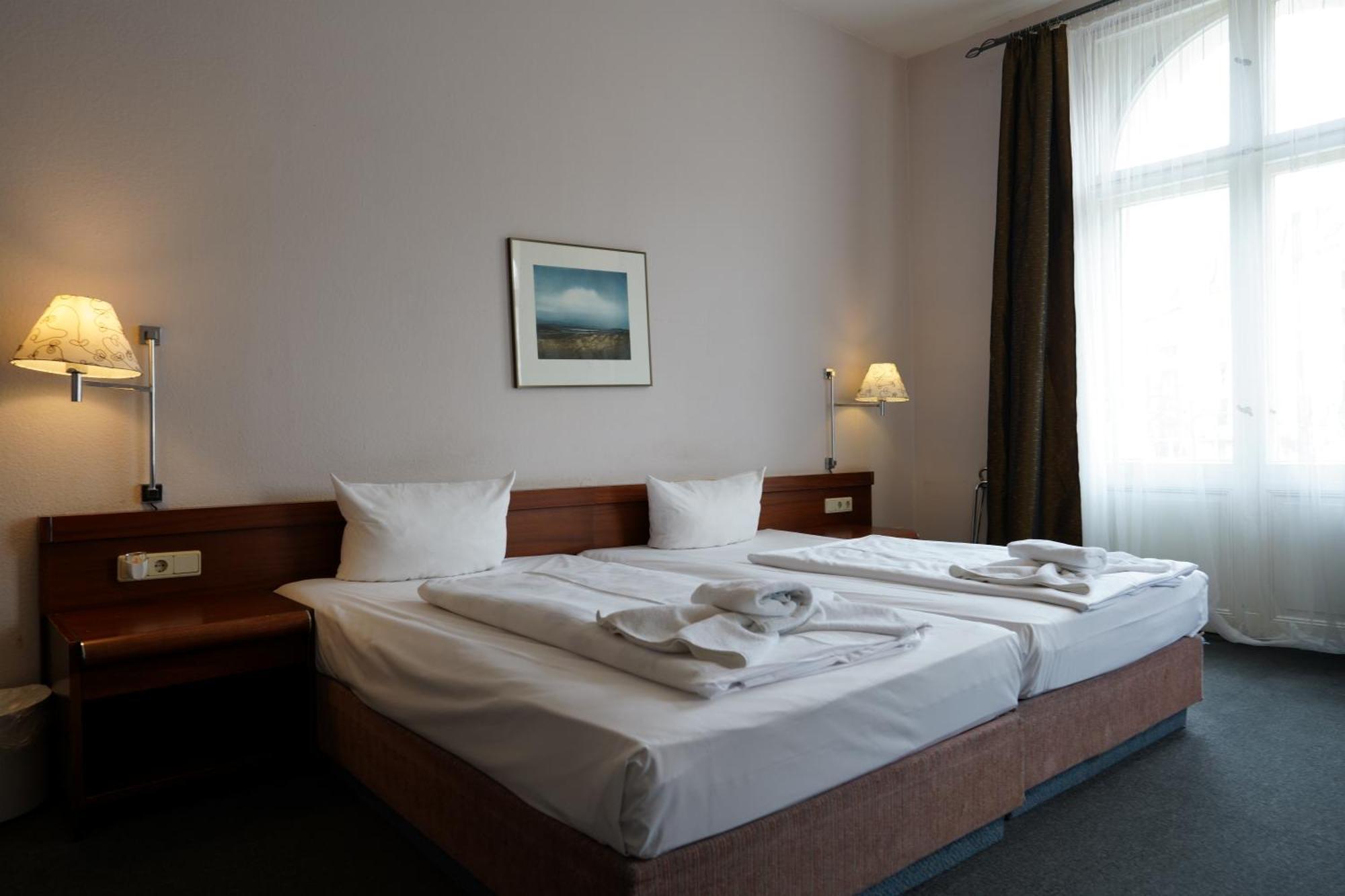 Hotel Pension Xantener Eck Berlin Eksteriør billede