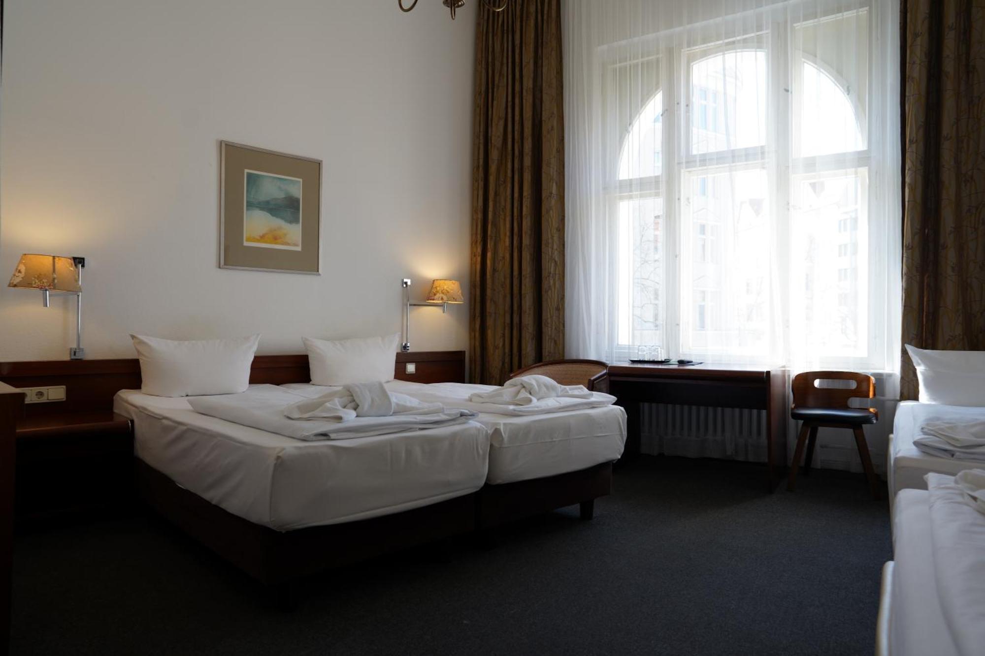 Hotel Pension Xantener Eck Berlin Eksteriør billede