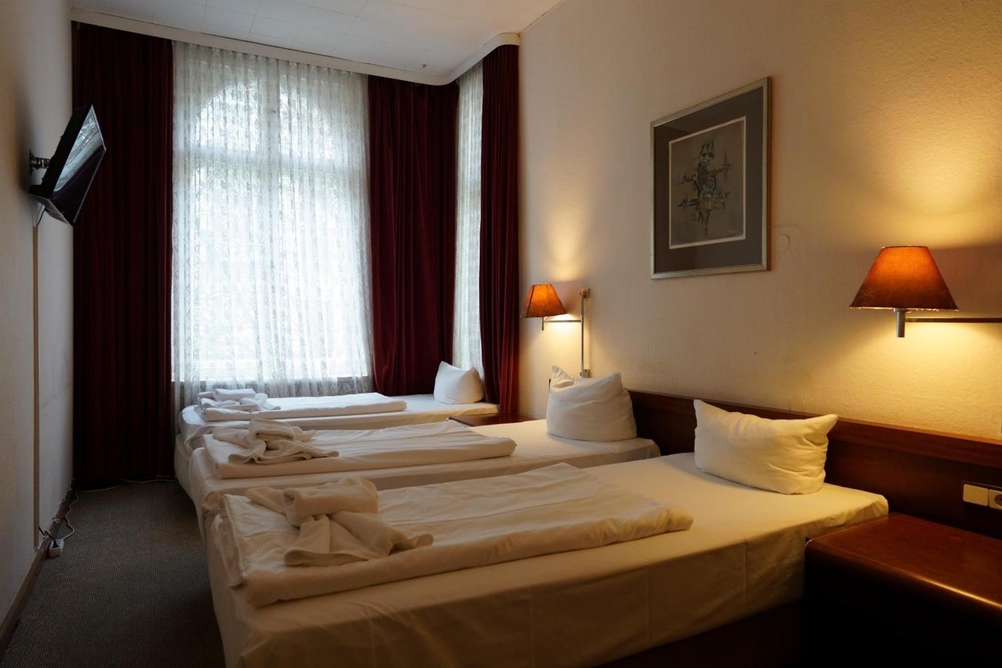 Hotel Pension Xantener Eck Berlin Eksteriør billede