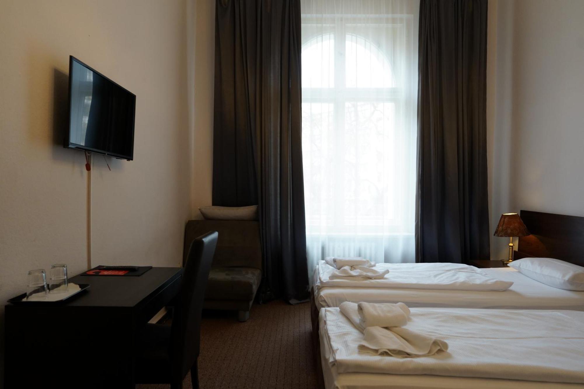Hotel Pension Xantener Eck Berlin Eksteriør billede