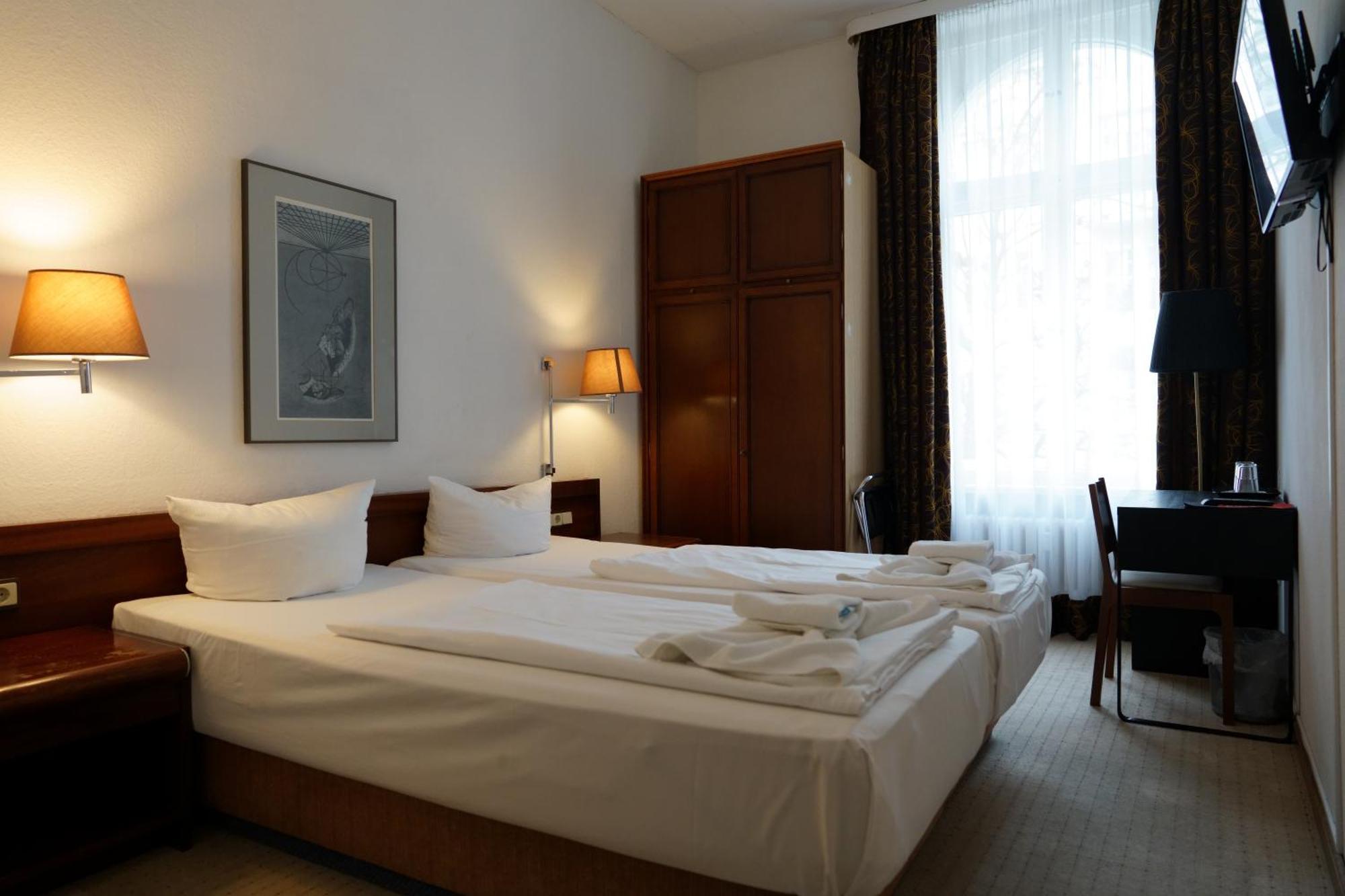 Hotel Pension Xantener Eck Berlin Eksteriør billede