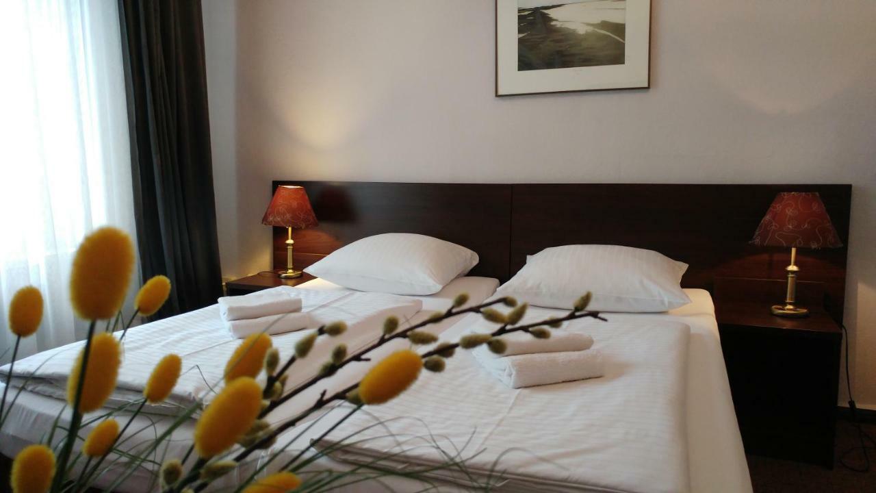 Hotel Pension Xantener Eck Berlin Eksteriør billede